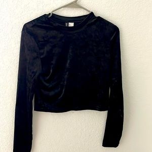 black long sleeve velvet top!